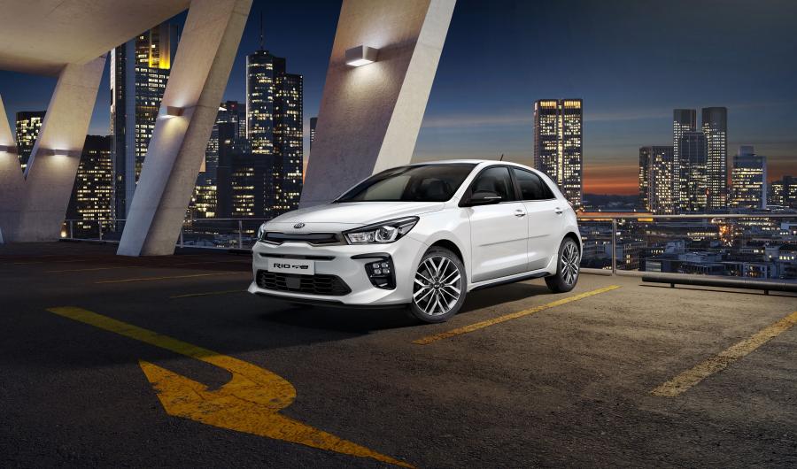  Kia Rio GT-Line (YB) 2018 года  (WW) (фото 1 из 44)